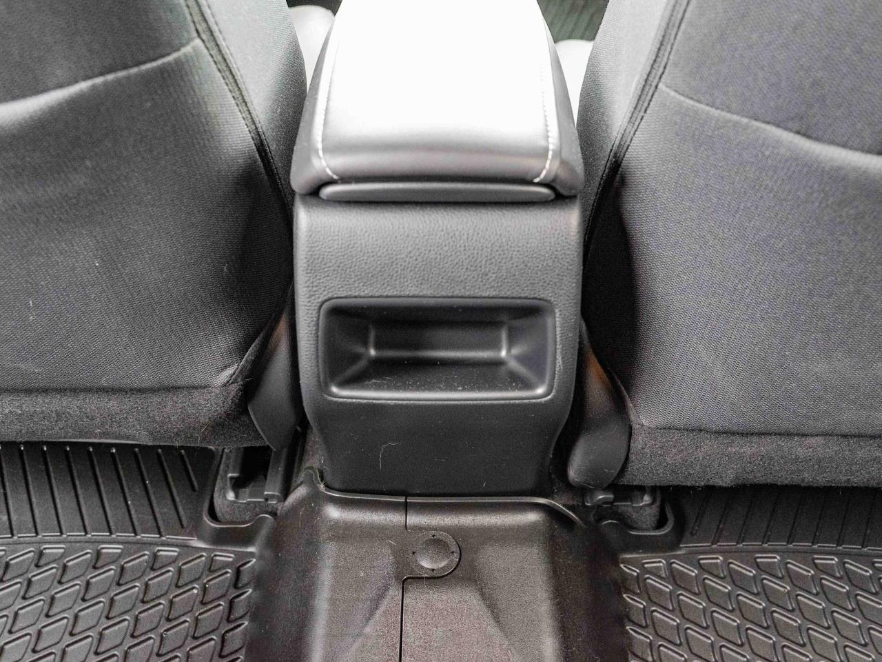 2021 Toyota Corolla Hatchback CVT Photo