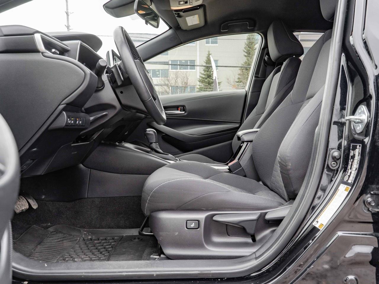 2021 Toyota Corolla Hatchback CVT Photo