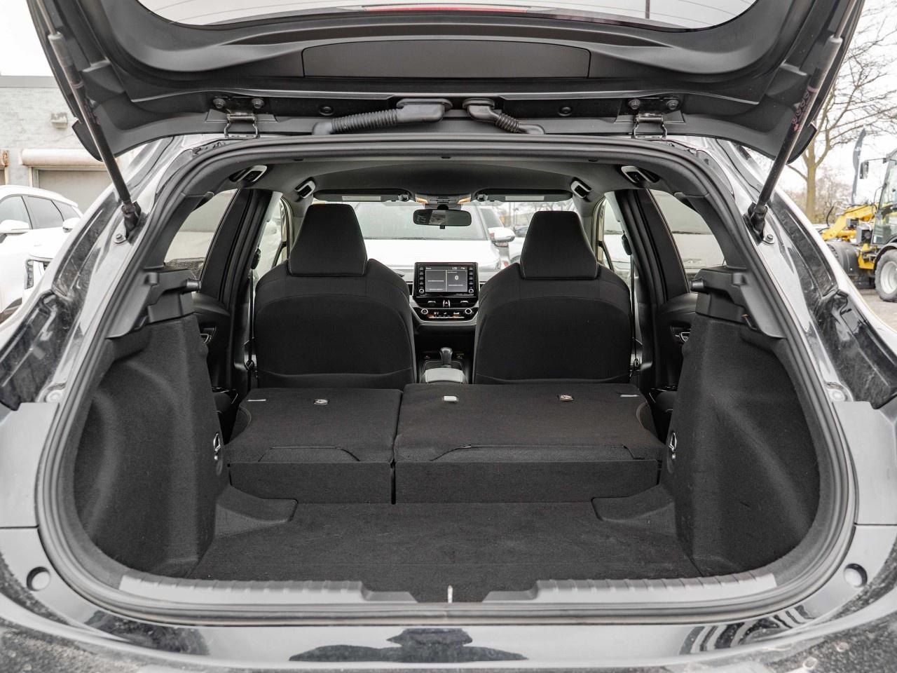 2021 Toyota Corolla Hatchback CVT Photo