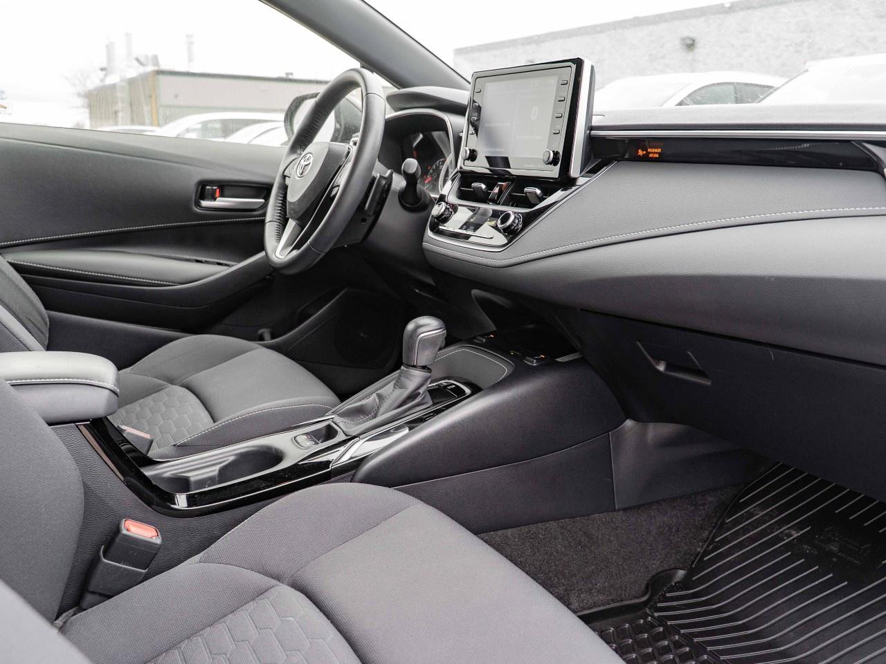 2021 Toyota Corolla Hatchback CVT Photo