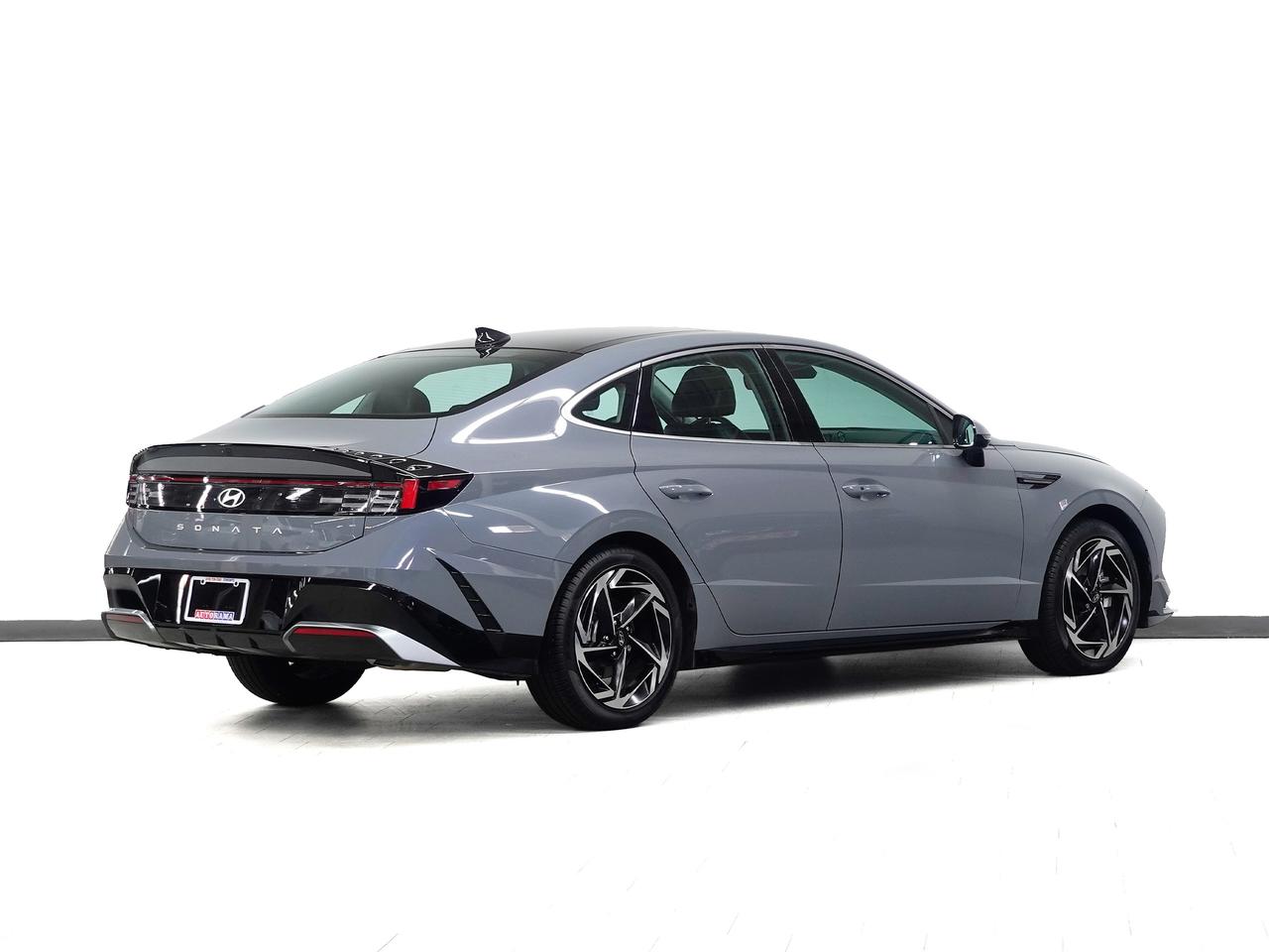 2024 Hyundai Sonata PREFERRED | Trend Pkg | Leather | Pano roof | BSM
