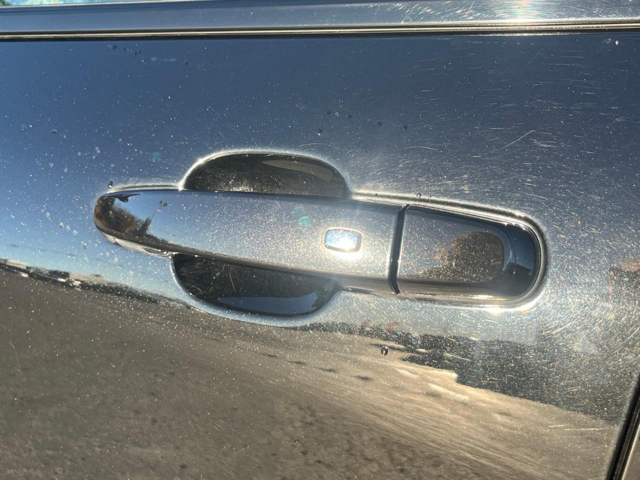 2022 Chevrolet Equinox AWD RS Photo