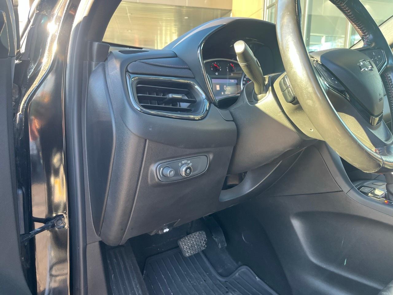 2022 Chevrolet Equinox AWD RS Photo