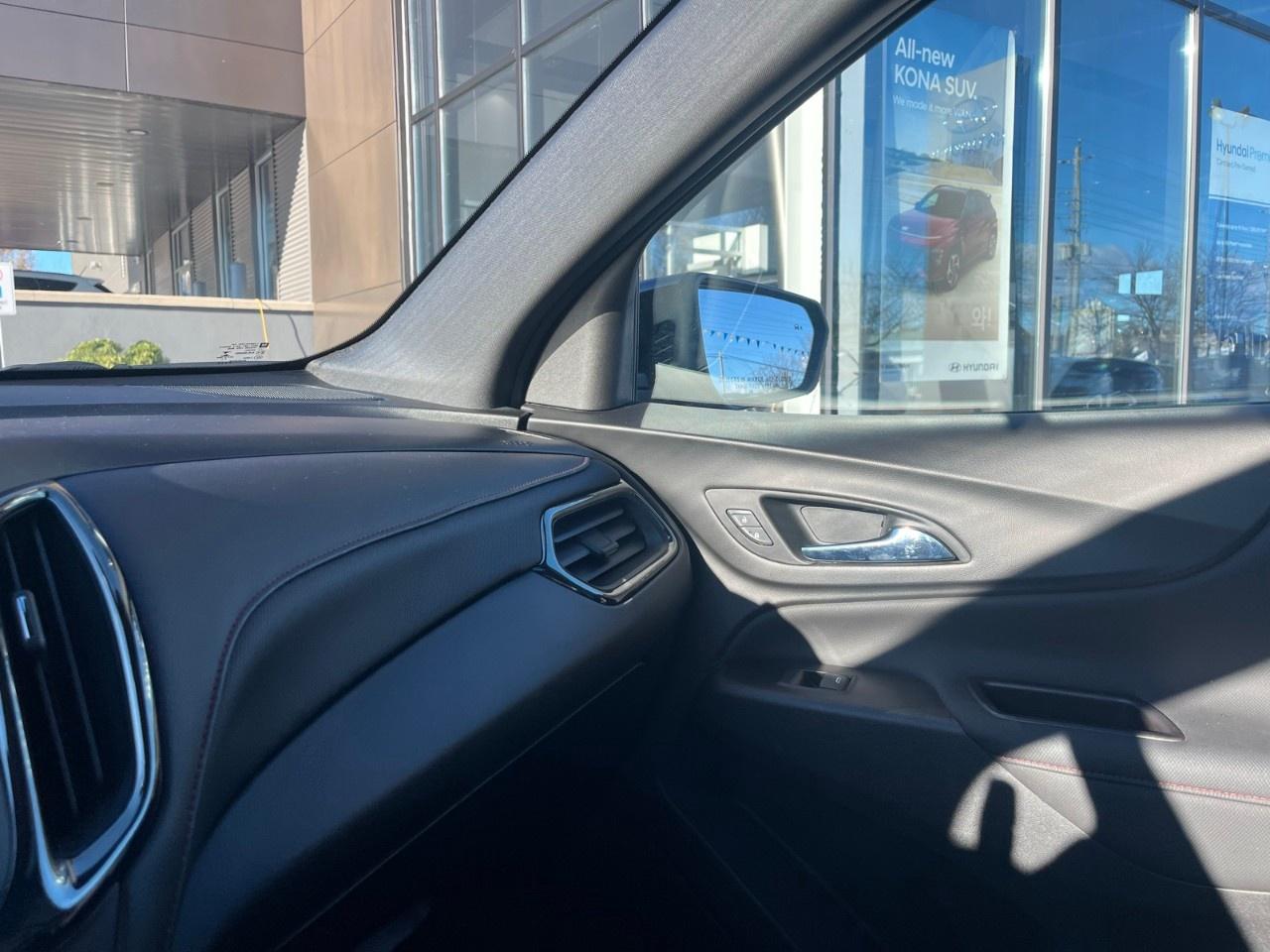 2022 Chevrolet Equinox AWD RS Photo