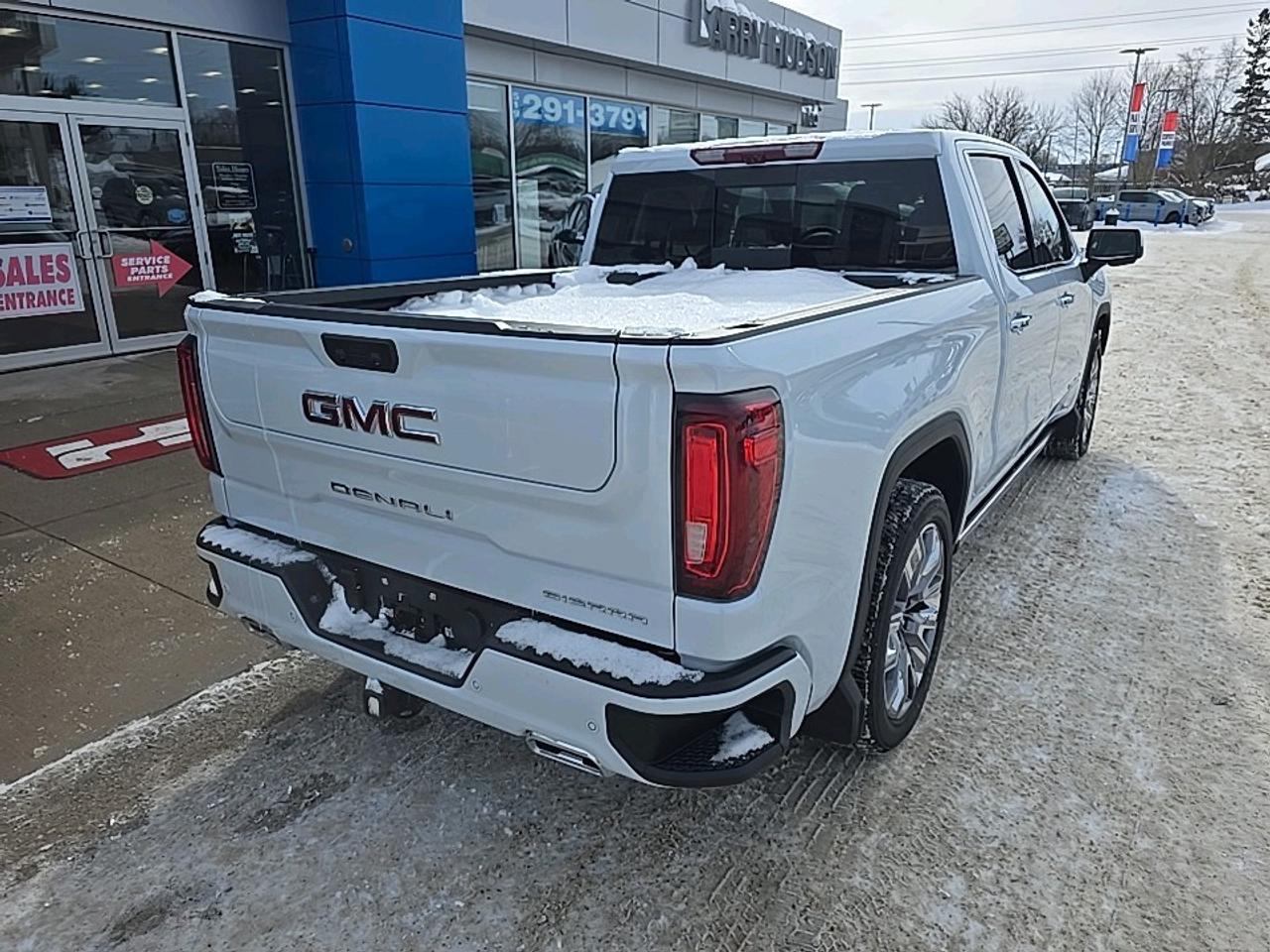 2026 GMC Sierra 1500 Denali Photo2