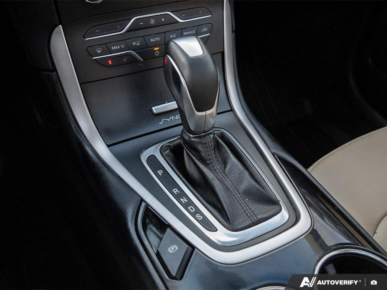 2018 Ford Edge SEL Photo