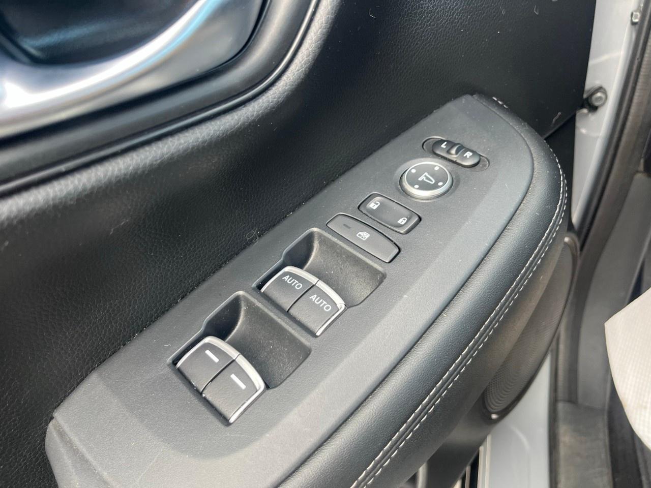 2023 Honda HR-V Ex-L Navi Awd Cvt Photo