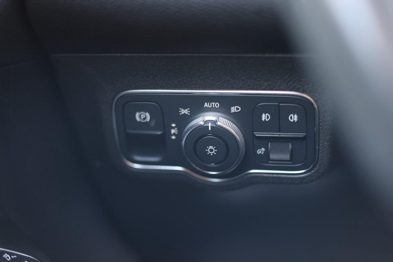 2021 Mercedes-Benz G-Class GLB 250 4MATIC SUV Photo