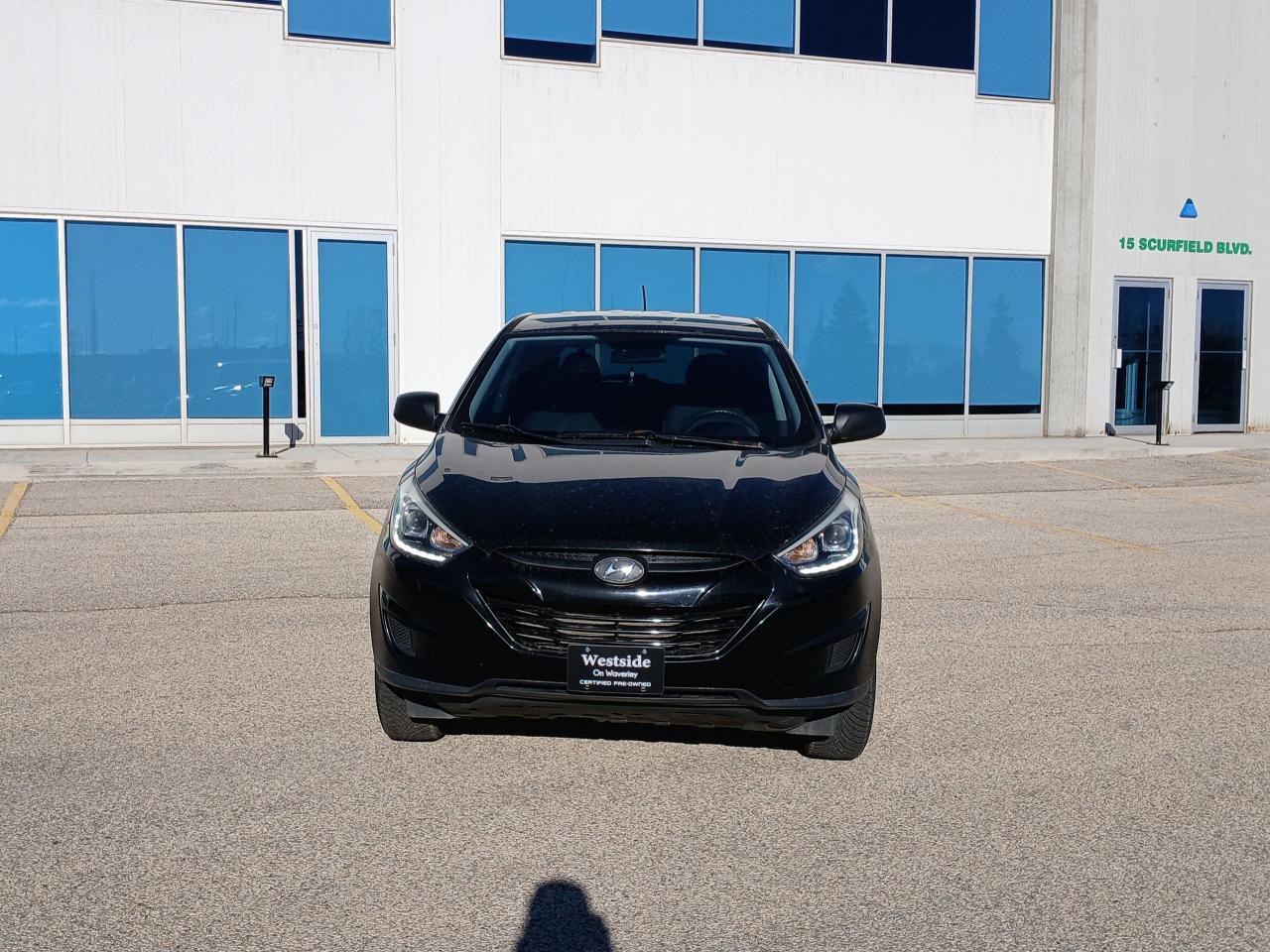 2015 Hyundai Tucson GL - Photo #2