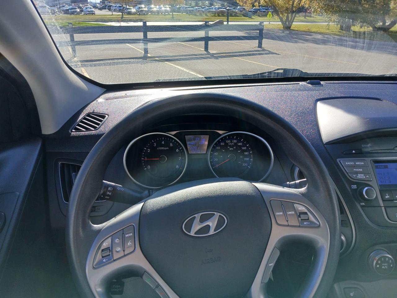 2015 Hyundai Tucson GL - Photo #10