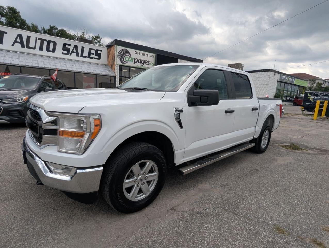 2022 Ford F-150 XLT SUPER CREW WITH NAVIGATION!! Photo3