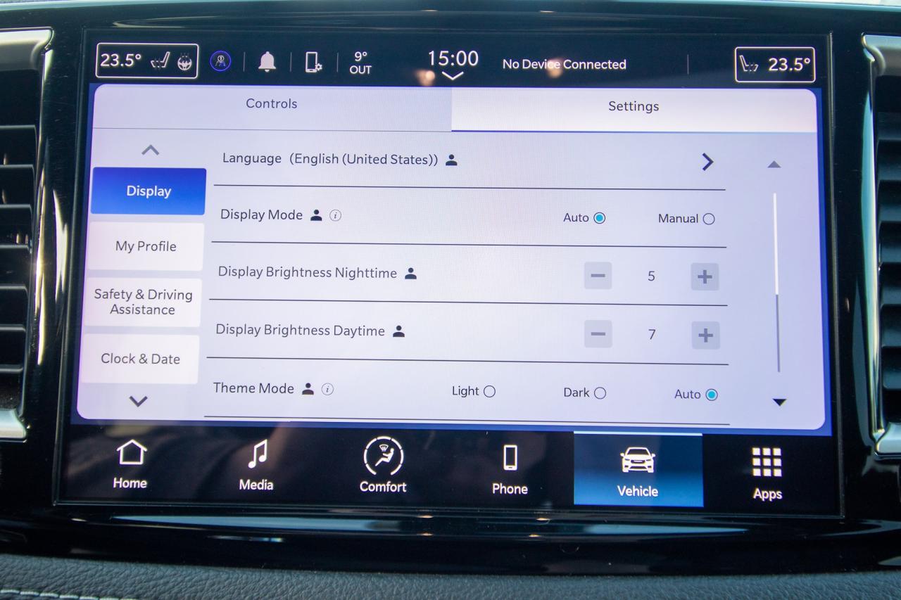 2023 Chrysler Pacifica TOURING L AWD Photo5