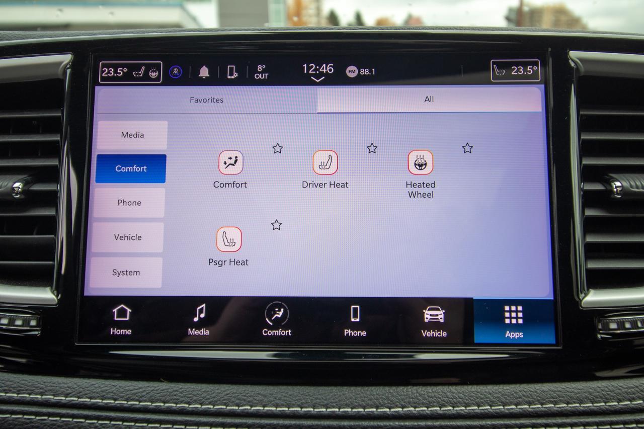 2023 Chrysler Pacifica Touring L Photo5