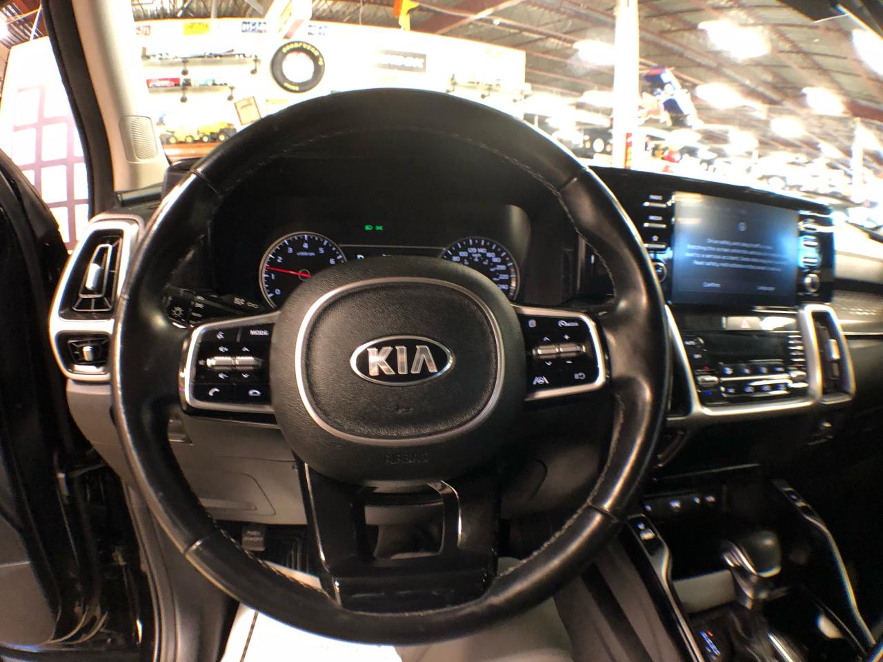 2021 Kia Sorento LX PREMIUM 7 PASS CARPLAY B/SPOT L/ASSIST CAMERA Photo