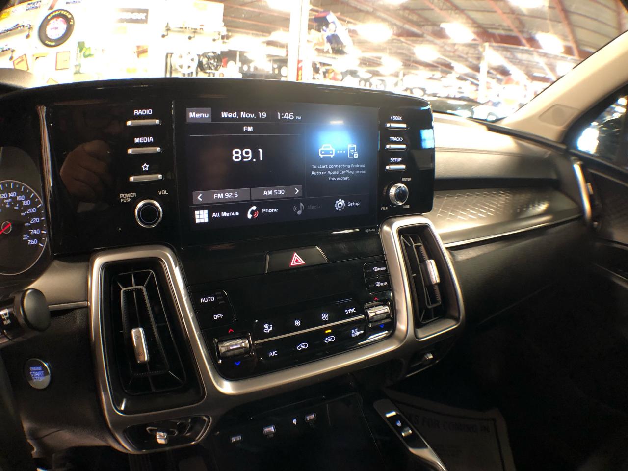 2021 Kia Sorento LX PREMIUM 7 PASS CARPLAY B/SPOT L/ASSIST CAMERA Photo