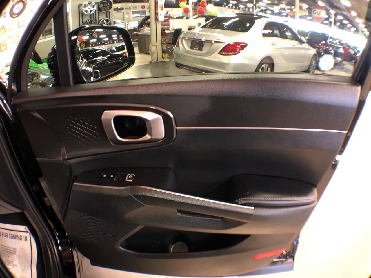 2021 Kia Sorento LX PREMIUM 7 PASS CARPLAY B/SPOT L/ASSIST CAMERA Photo