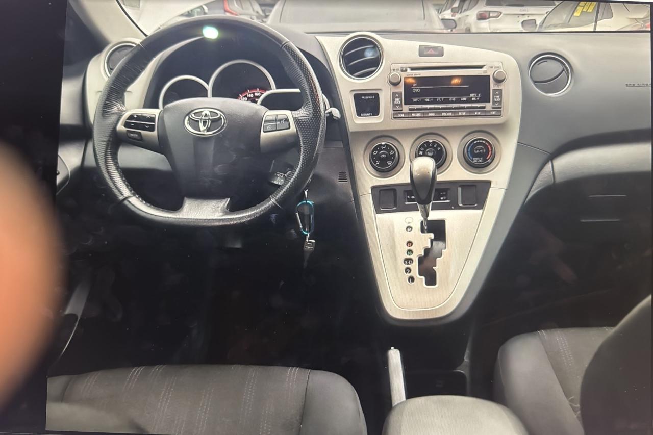 2011 Toyota Matrix  Photo4