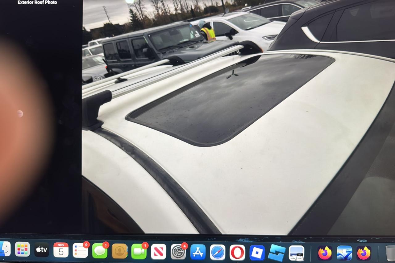 2011 Toyota Matrix  - Photo #8