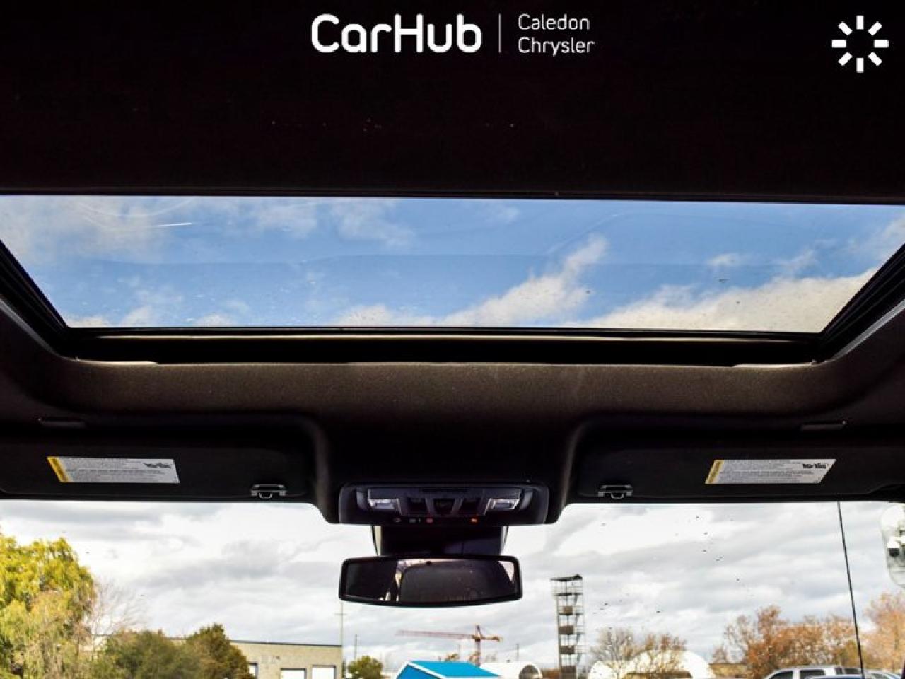 2023 Chevrolet Silverado 1500 High Country 4WD Crew Cab 147" 6.2L Leather Multi Pro Tailgate Sunroof Photo2