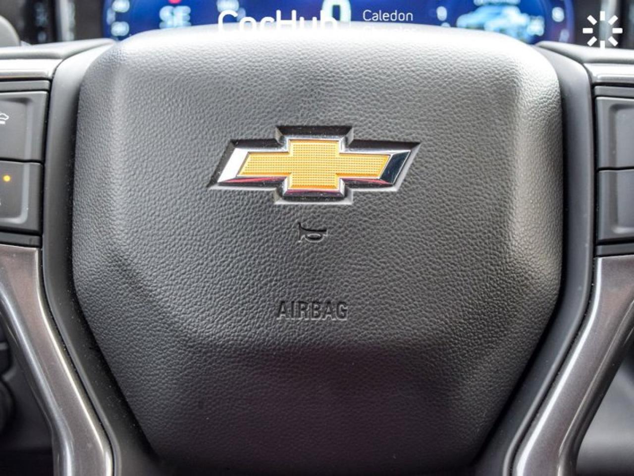 2023 Chevrolet Silverado 1500 High Country 4WD Crew Cab 147" 6.2L Leather Multi Pro Tailgate Sunroof Photo