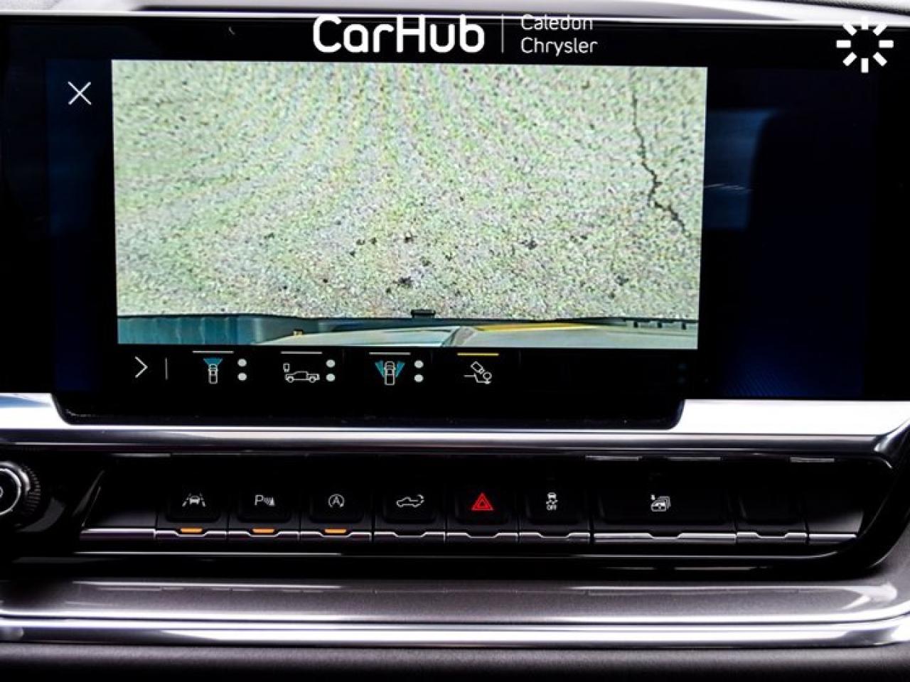 2023 Chevrolet Silverado 1500 High Country 4WD Crew Cab 147" 6.2L Leather Multi Pro Tailgate Sunroof Photo