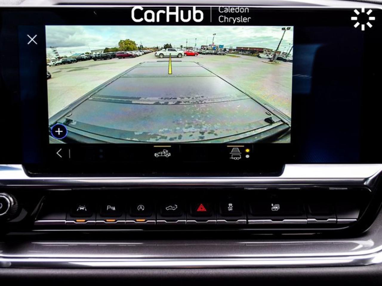 2023 Chevrolet Silverado 1500 High Country 4WD Crew Cab 147" 6.2L Leather Multi Pro Tailgate Sunroof Photo