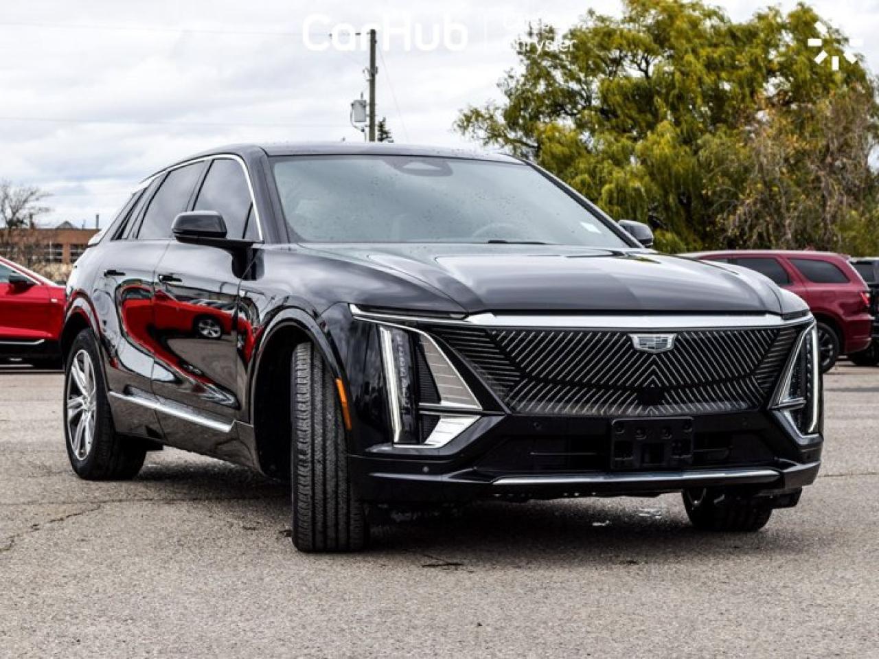 2024 Cadillac LYRIQ Tech33"Display Glass Roof w/Power Sahade Blind Spot R-Start Photo