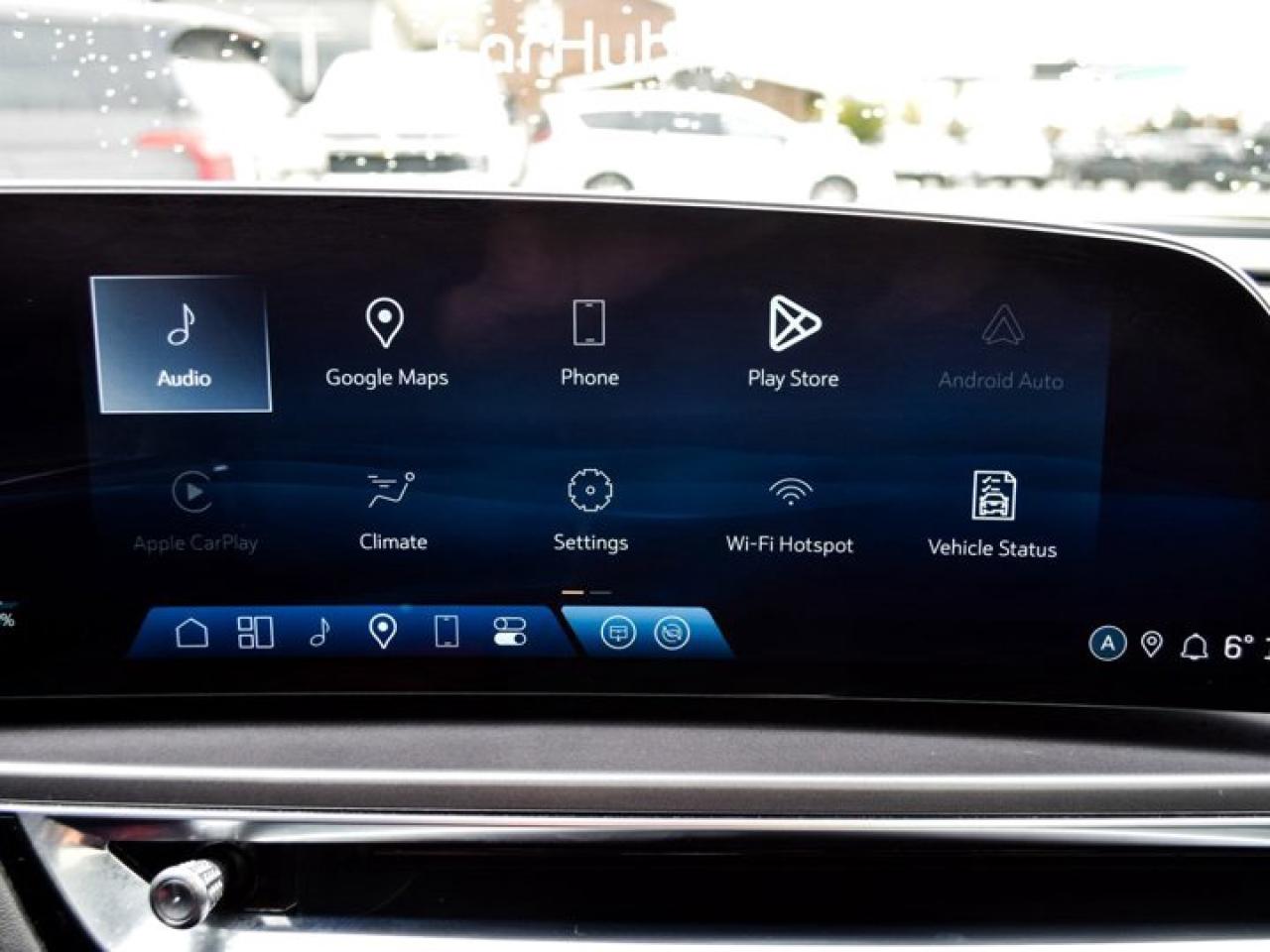 2024 Cadillac LYRIQ Tech33"Display Glass Roof w/Power Sahade Blind Spot R-Start Photo