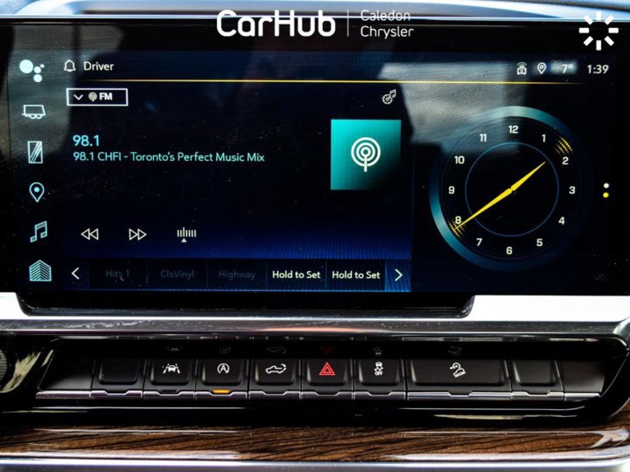 2024 Chevrolet Silverado 1500 RST 4WD Crew Cab 157" 5.3L 13.4"Display MultiPro Tailgate Photo