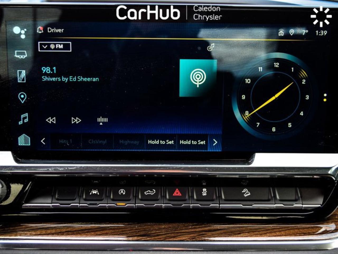 2024 Chevrolet Silverado 1500 RST 4WD Crew Cab 157" 5.3L 13.4"Display MultiPro Tailgate Photo