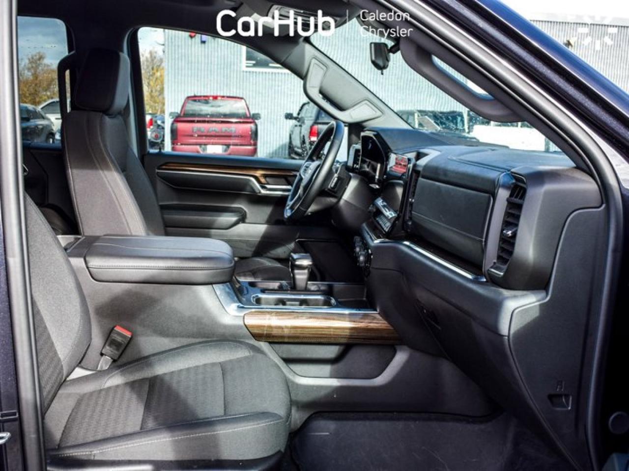 2024 Chevrolet Silverado 1500 RST 4WD Crew Cab 157" 5.3L 13.4"Display MultiPro Tailgate Photo