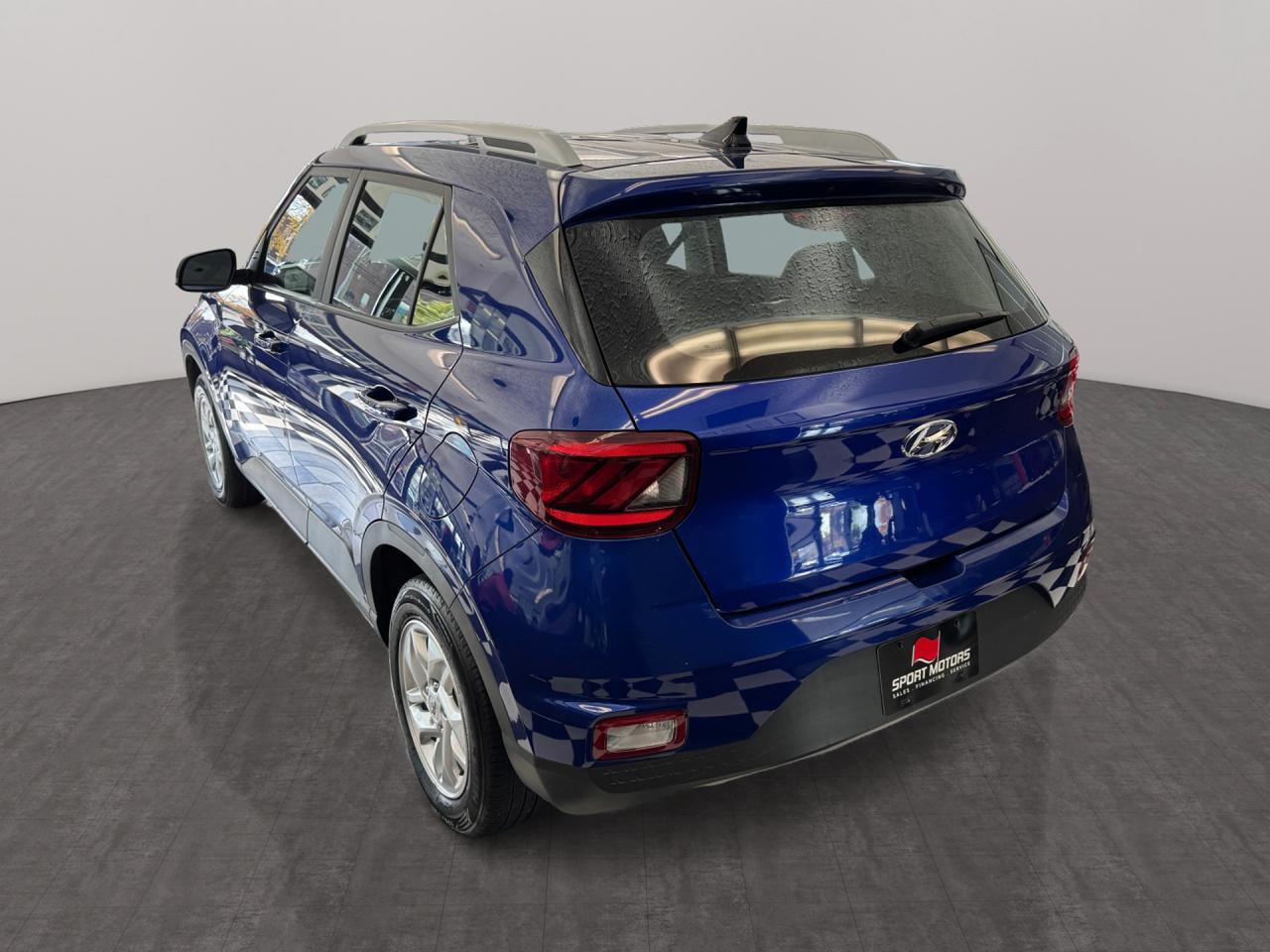 2021 Hyundai Venue Preferred+LaneKeep+Remote Start+CLEAN CARFAX Photo6