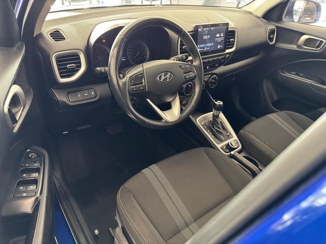 2021 Hyundai Venue Preferred+LaneKeep+Remote Start+CLEAN CARFAX Photo19