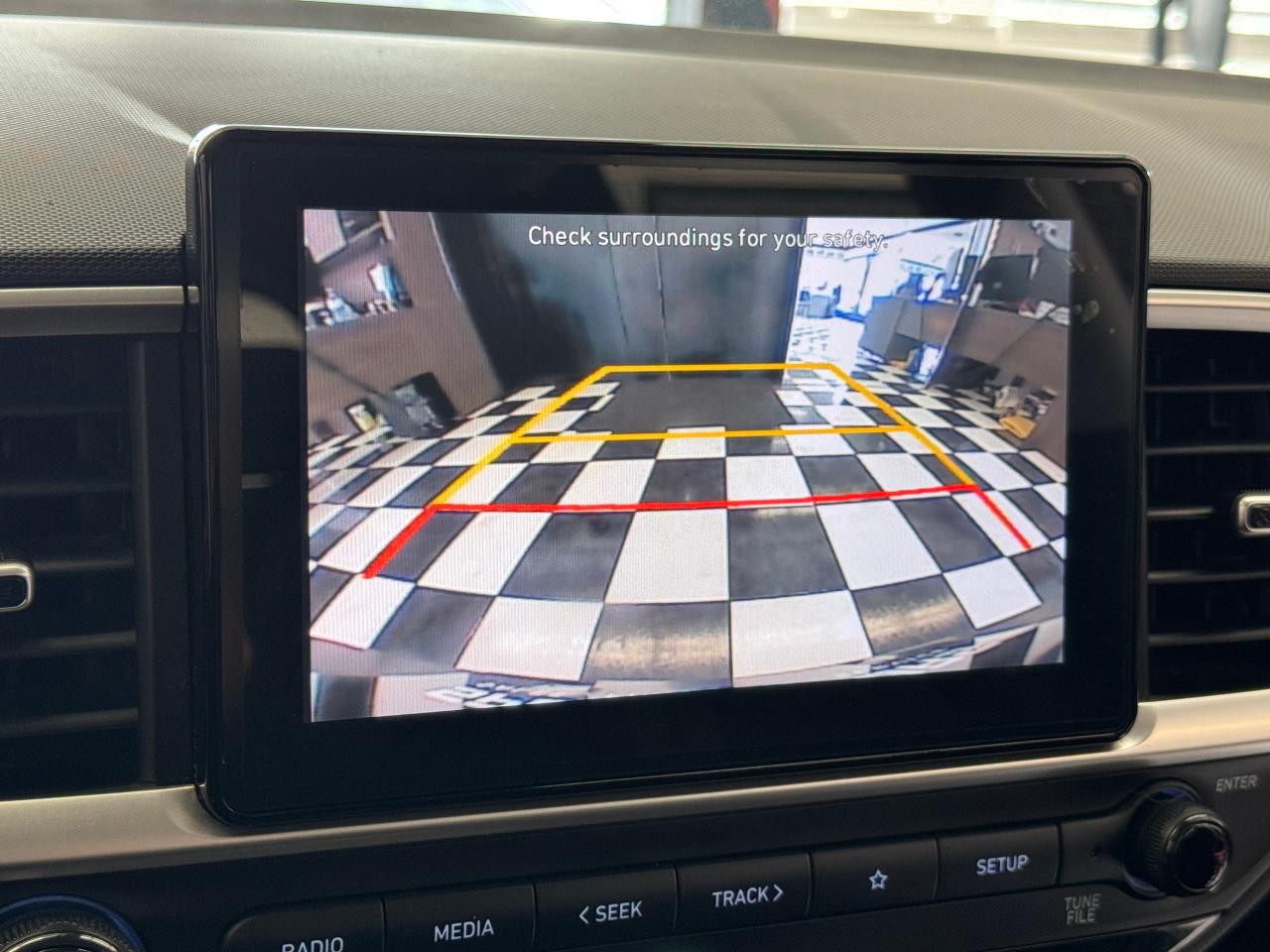 2021 Hyundai Venue Preferred+LaneKeep+Remote Start+CLEAN CARFAX Photo