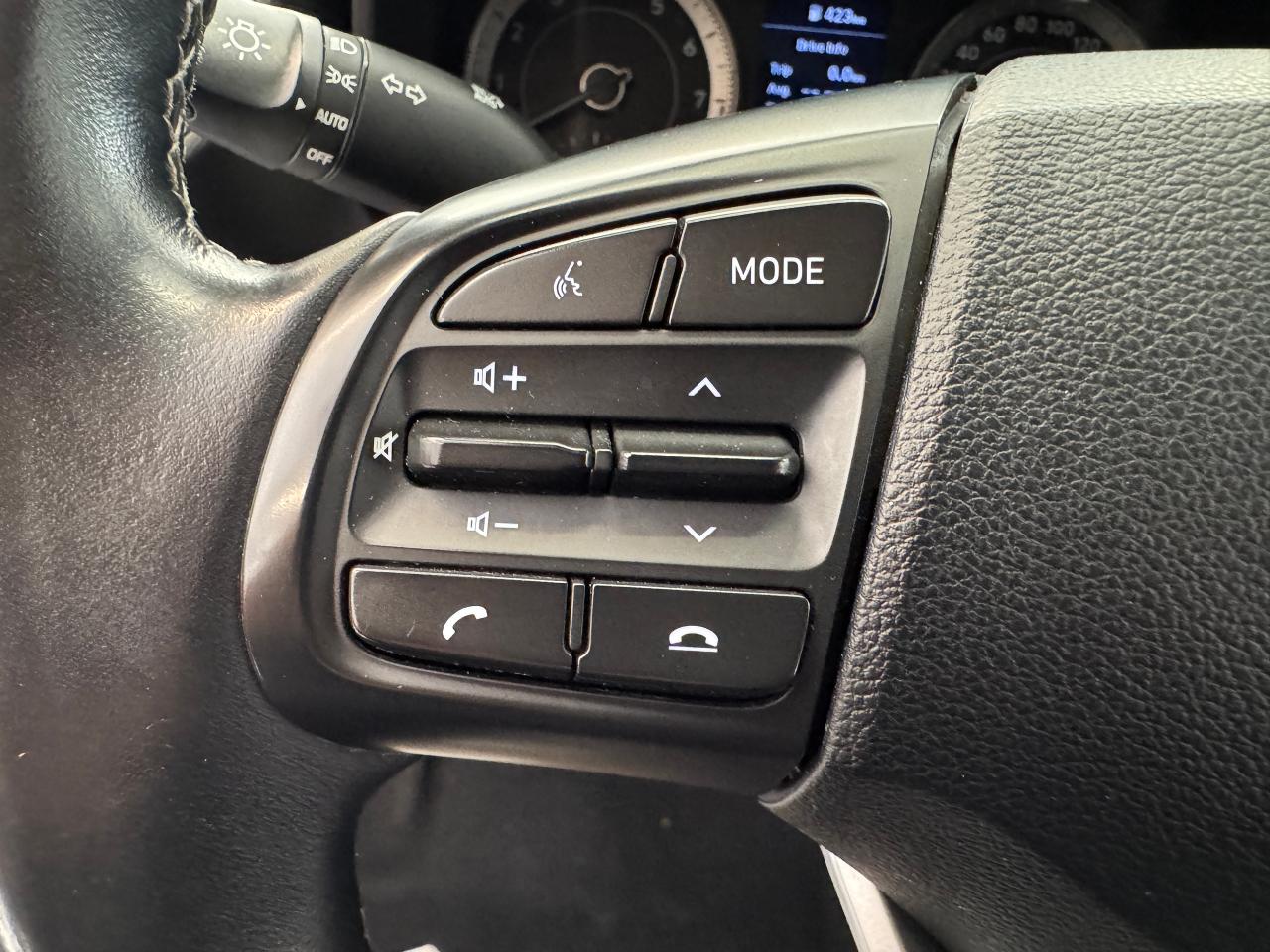 2021 Hyundai Venue Preferred+LaneKeep+Remote Start+CLEAN CARFAX Photo