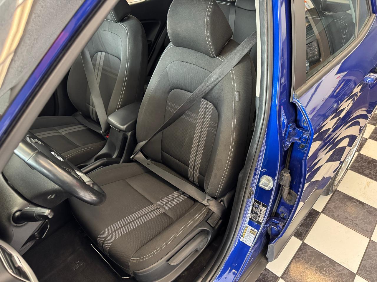 2021 Hyundai Venue Preferred+LaneKeep+Remote Start+CLEAN CARFAX Photo81