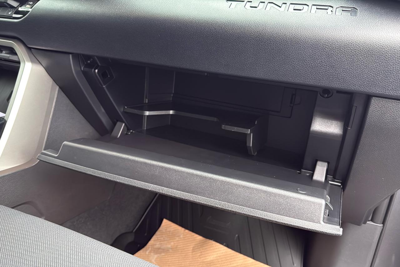 2026 Toyota Tundra CrewMax SR SR5 Photo