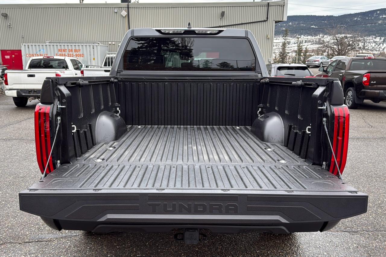 2026 Toyota Tundra CrewMax SR SR5 Photo