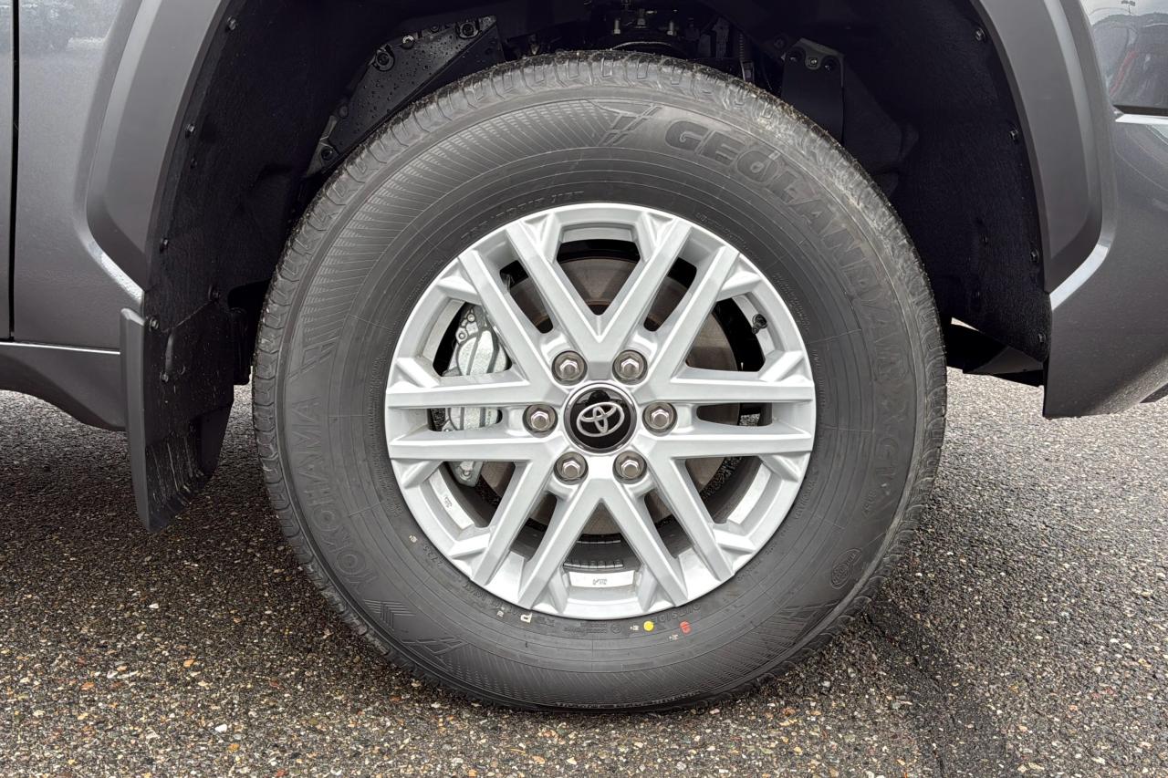 2026 Toyota Tundra CrewMax SR SR5 Photo