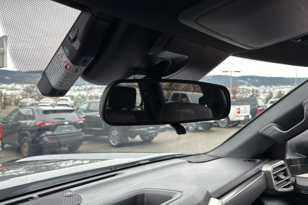 2026 Toyota Tundra CrewMax SR SR5 Photo