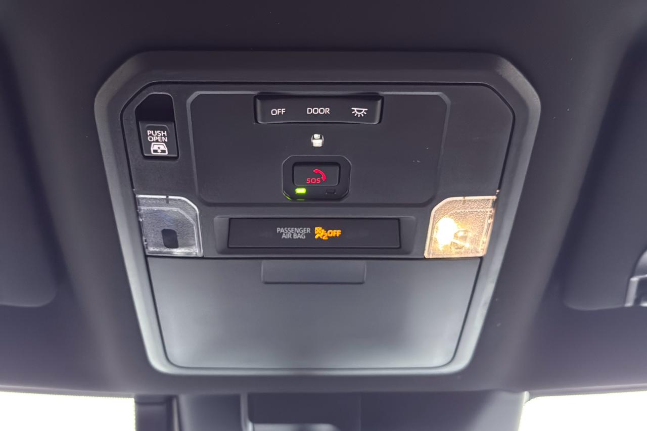 2026 Toyota Tundra CrewMax SR SR5 Photo