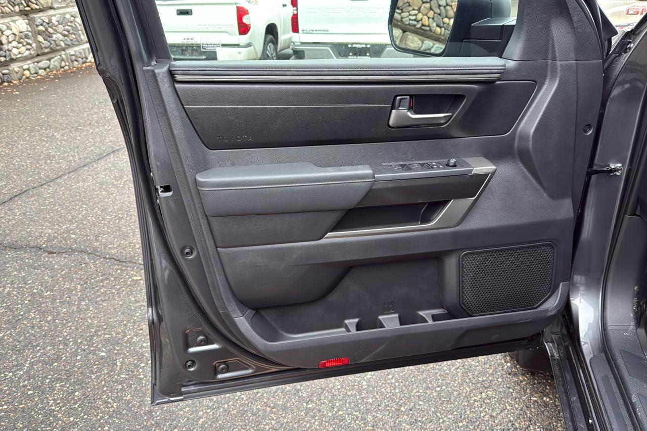 2026 Toyota Tundra CrewMax SR SR5 Photo