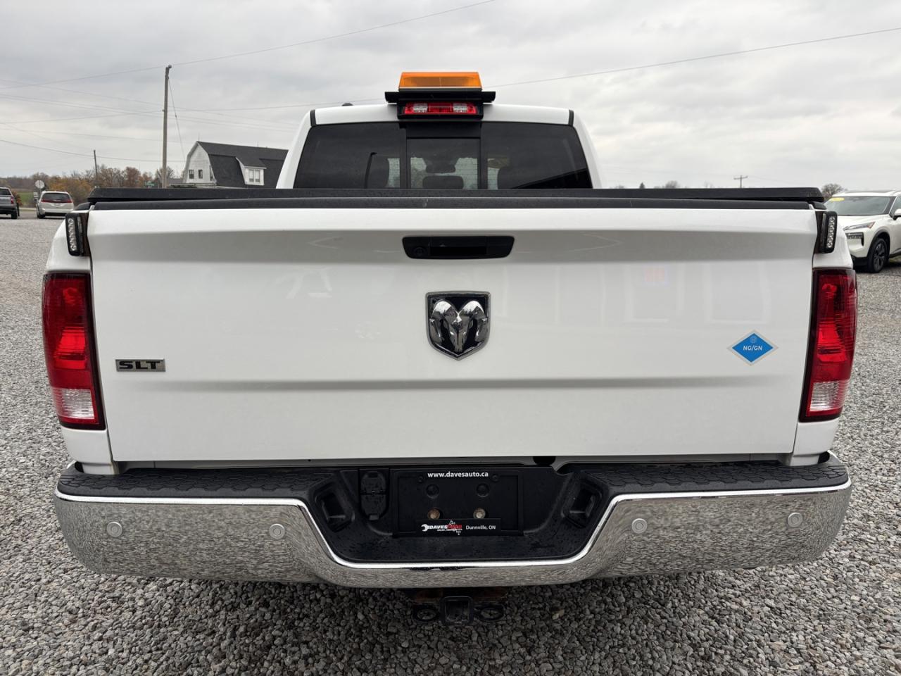 2019 RAM 1500 Classic TRADESMAN Photo3