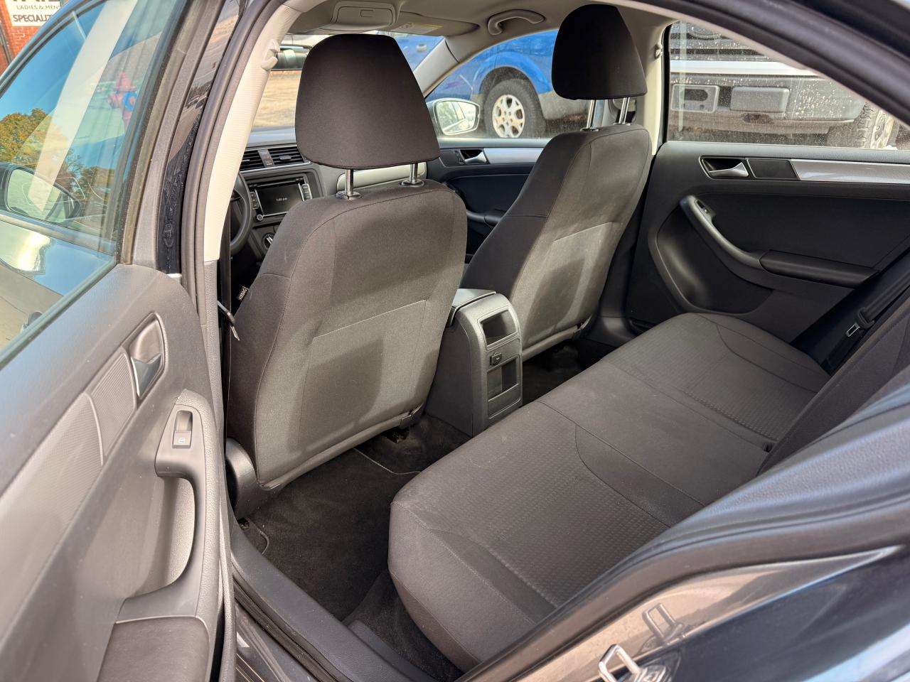 2015 Volkswagen Jetta 4DR 1.8 TSI AUTO COMFORTLINE - Photo #17