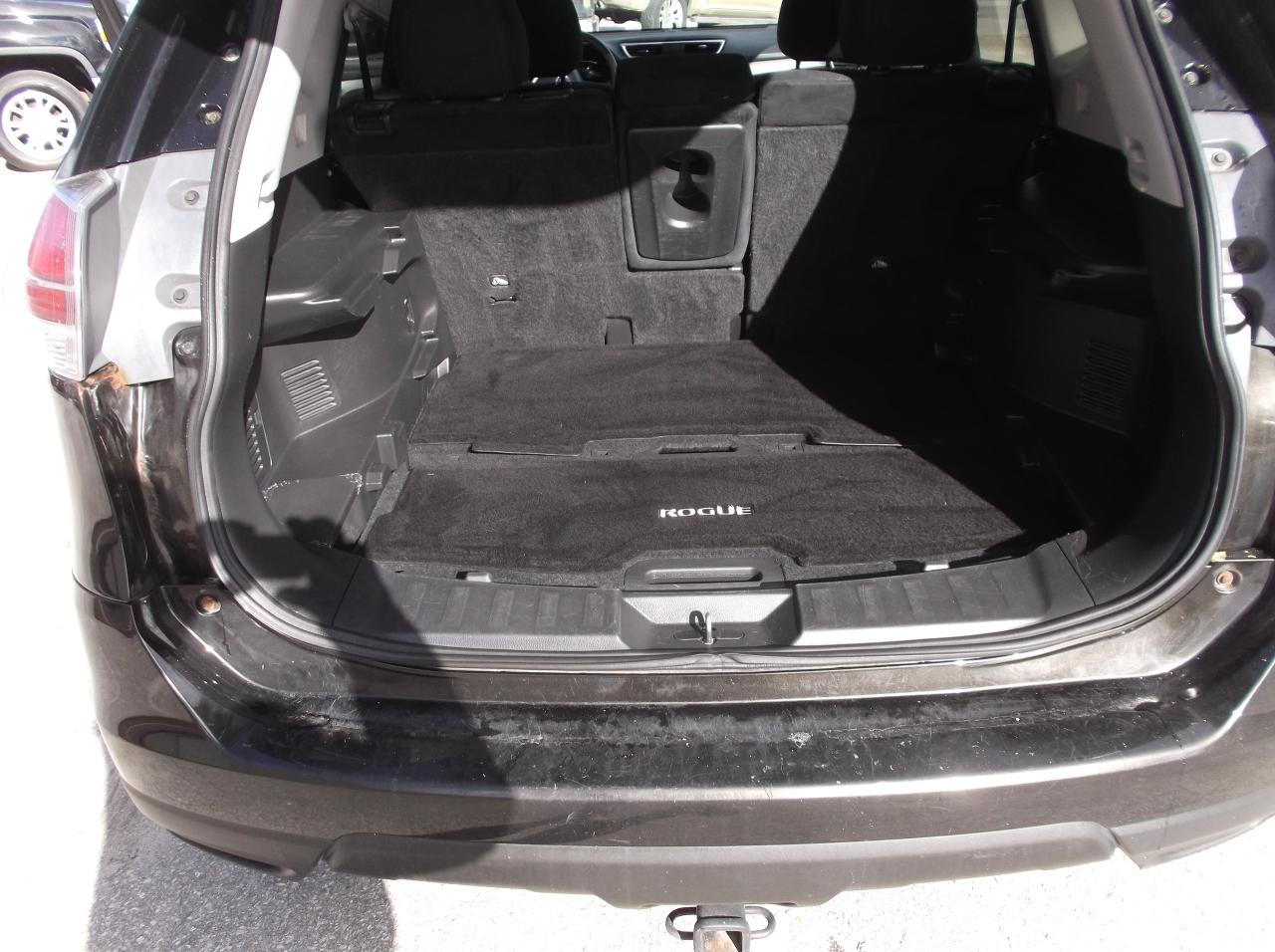 2015 Nissan Rogue AWD S - Photo #9