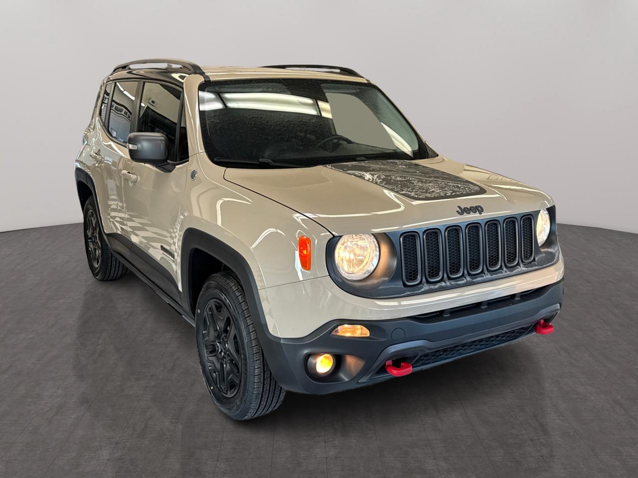 2017 Jeep Renegade 4WD 4dr Deserthawk+New Tires+Camera+CLEAN CARFAX Photo12