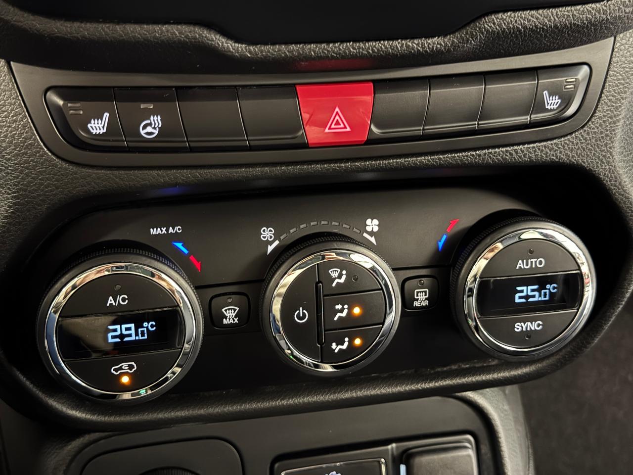 2017 Jeep Renegade 4WD 4dr Deserthawk+New Tires+Camera+CLEAN CARFAX Photo104