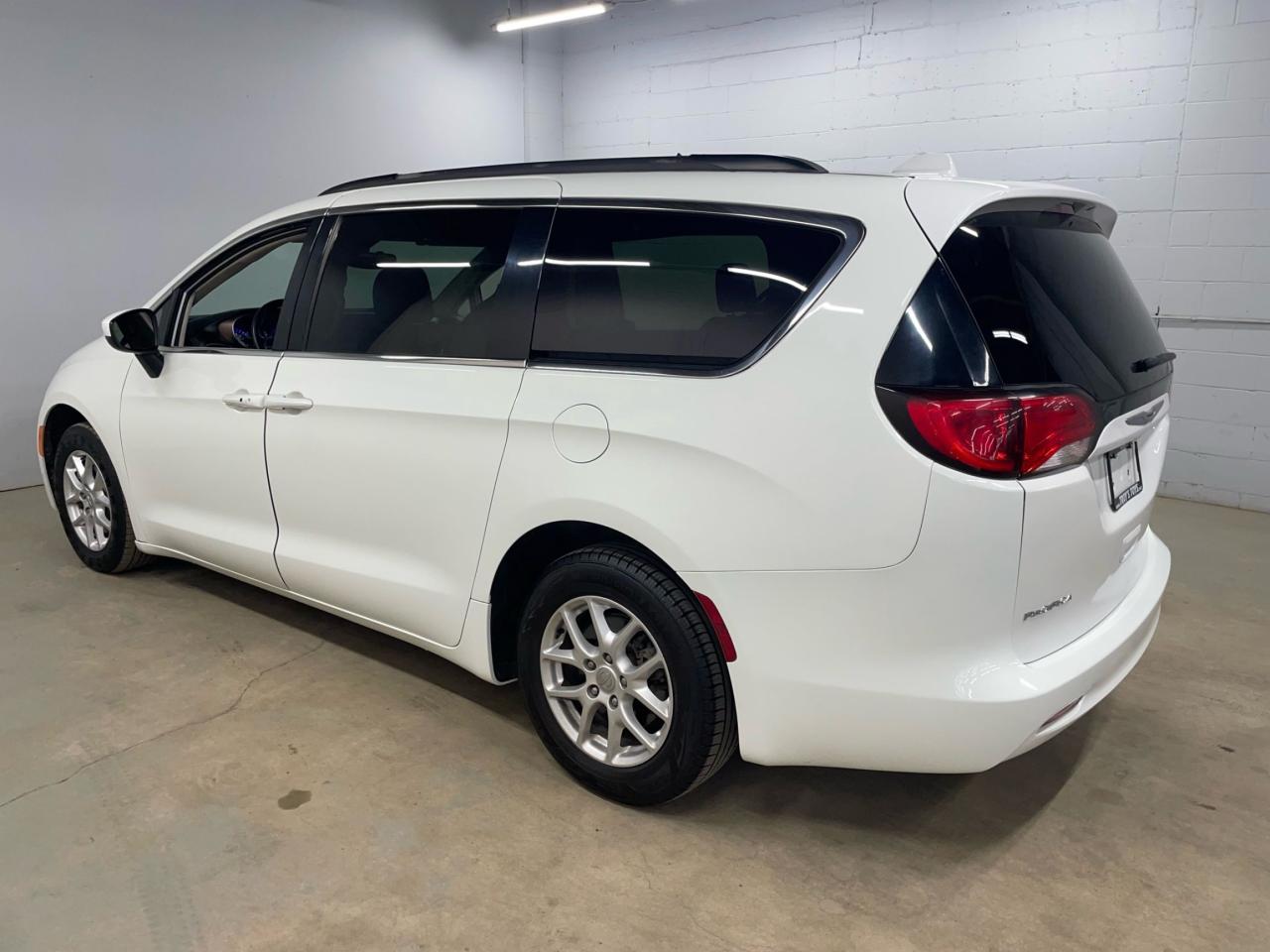 2017 Chrysler Pacifica LX