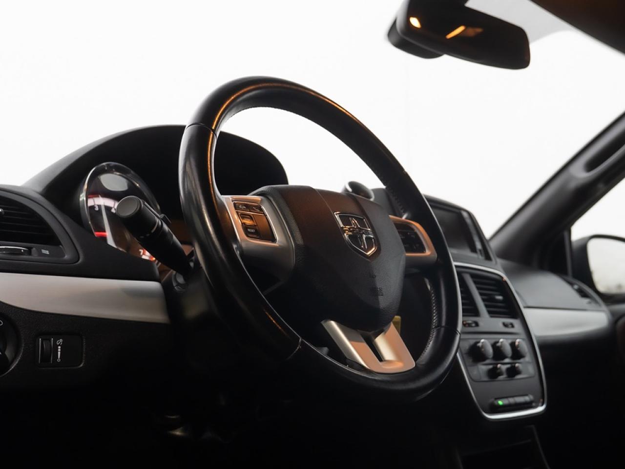 2020 Dodge Grand Caravan SXT Photo34