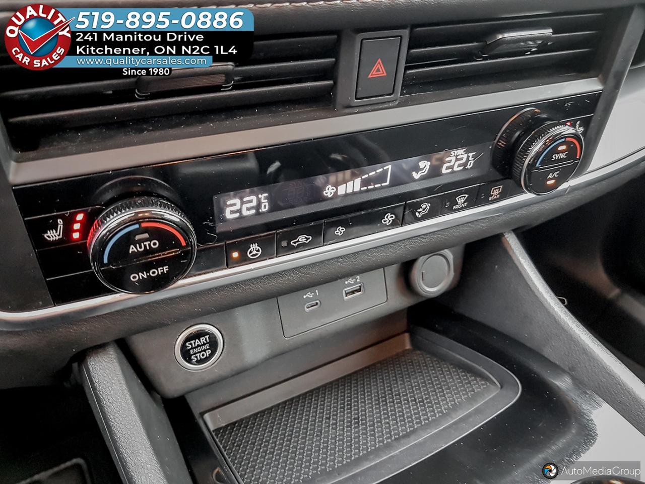 2023 Nissan Rogue S AWD *HEATED SEATS* Photo